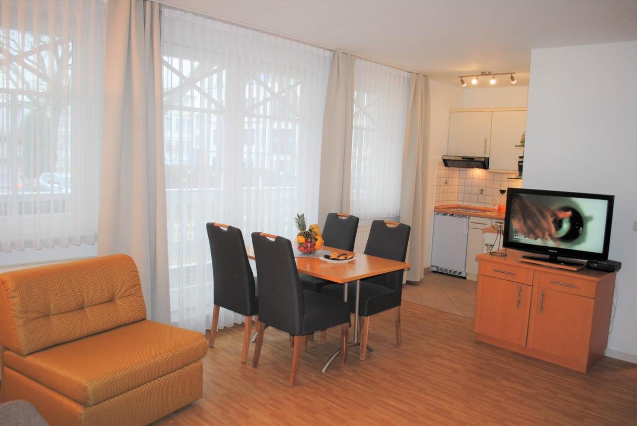 Haus Strandburg - Hinter Duene Und Meer Binz Buitenkant foto