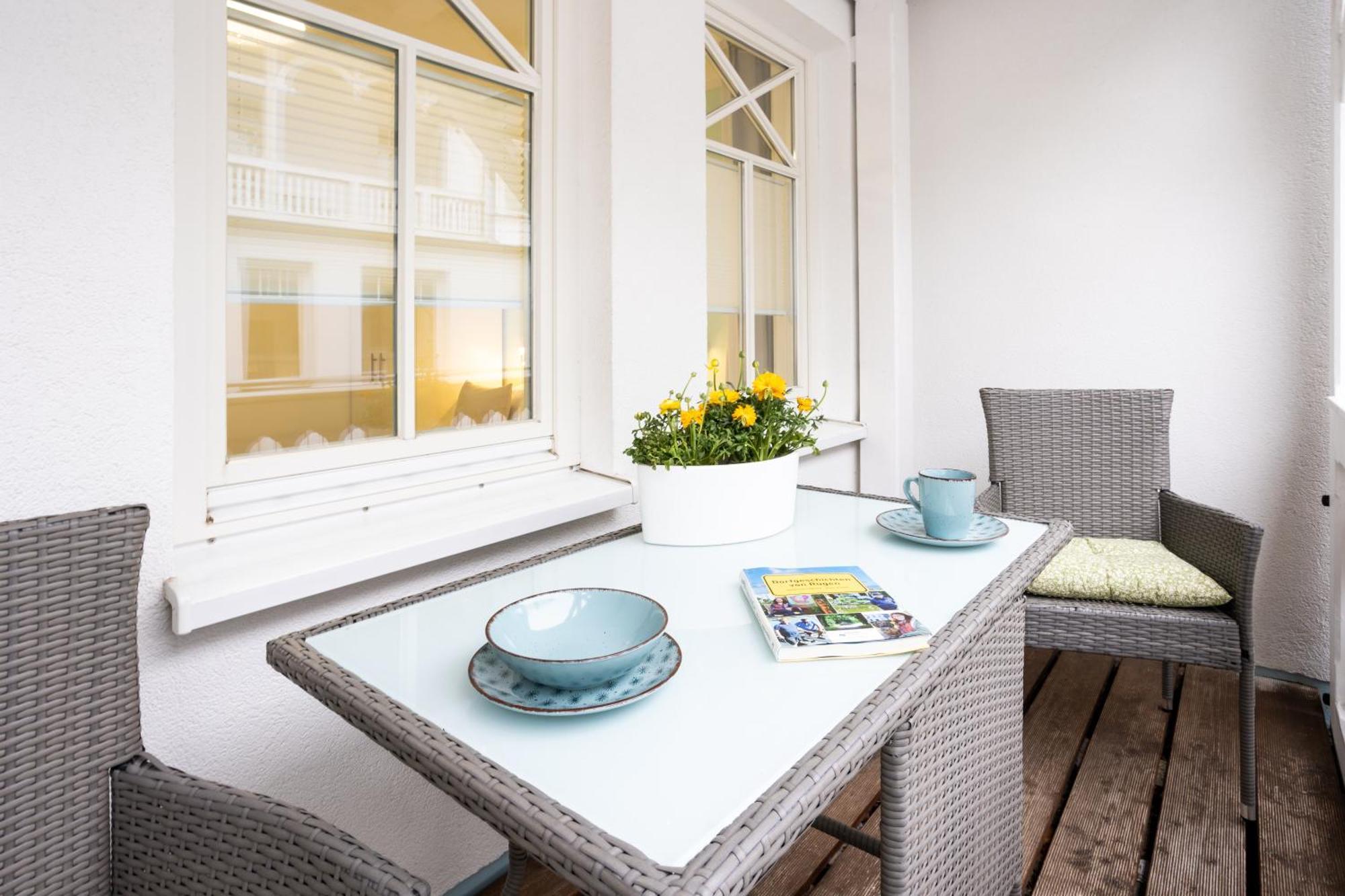 Haus Strandburg - Hinter Duene Und Meer Binz Buitenkant foto